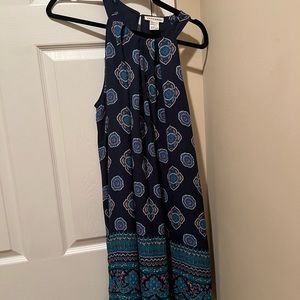 Sleeveless paisley dress